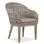 Sillón en ratán y madera de mindi, acabado efecto blanqueado. El Tavolino