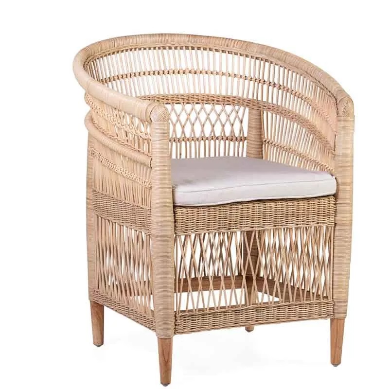 Sillón de ratán estilo contemporáneo. Acabado color natural. El Tavolino