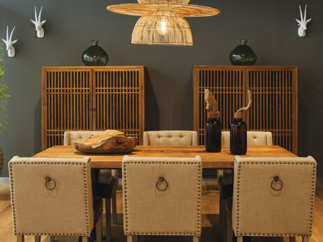 mueble colonial tropical